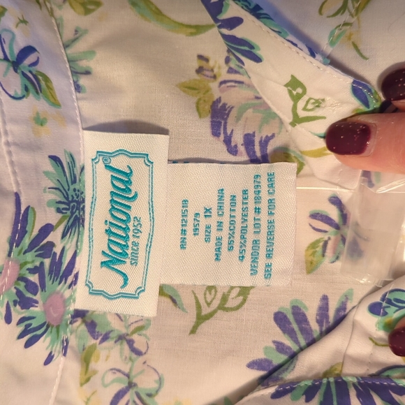 2/$10 NWT National Women's Button down blouse - Picture 2 of 4